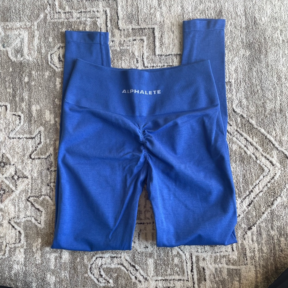 Alphalete Amplify - Sapphire. Size S - Picture 2 of 6